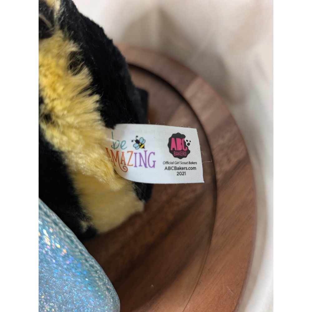 Be Amazing Bee Plush ABC BAKERS Official Girl Scout Bakers 2021 Plush . - Picture 7 of 7